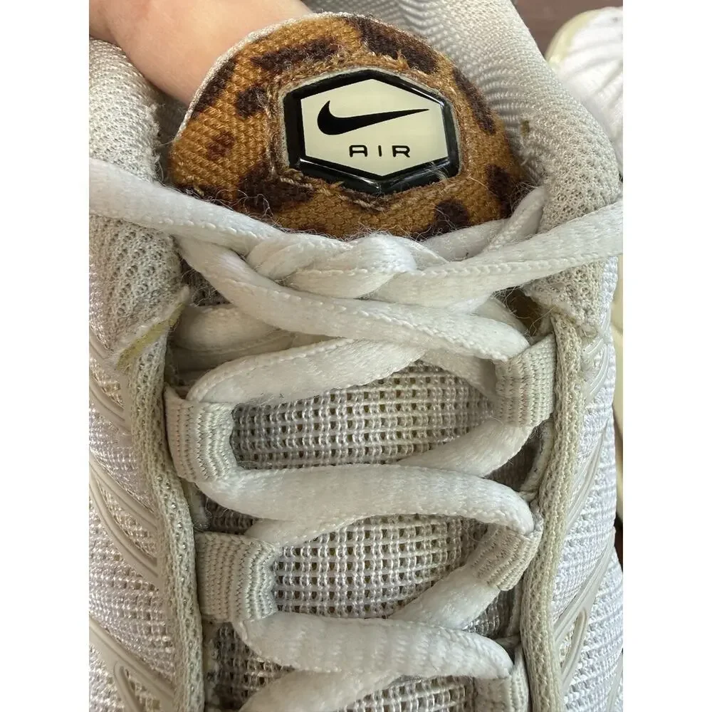 Nike Air Max Plus Shoes White Green Mesh Running Sneakers Youth Size 6Y/Women 8